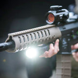 Militar.nu - Kraftig lommelygte - maskinegevær lys