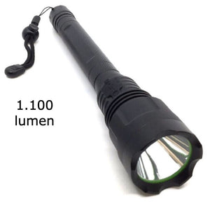 Genopladelig LED lommelygte med 1100 lumens og 5 lysindstillinger
